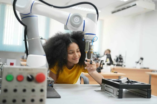 How Are UK Startups Using AI to Innovate in the Food Delivery Sector?